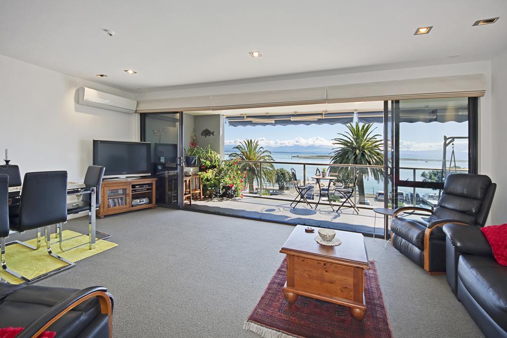 Waterfront Escape Apartman Nelson Kültér fotó